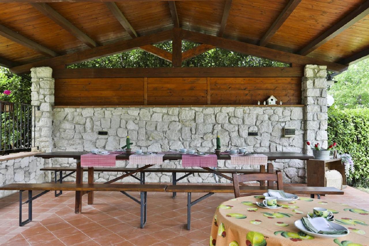 Il Ciavattone Bed And Bike Acomodação com café da manhã Sulmona Exterior foto